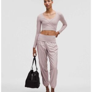Lululemon Lightweight Foldover-Waist Jogger Mauve Grey